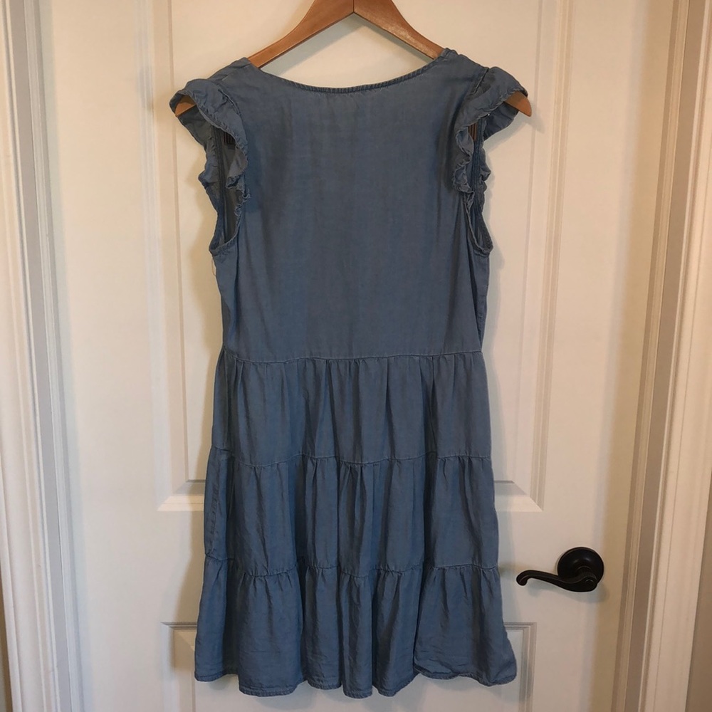 VICI - Ruffle Dress - Picture 2 of 4